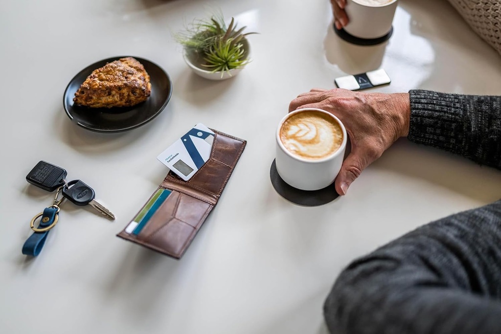 alivecor-kardiamobile-card-wallet-sized--5.jpg