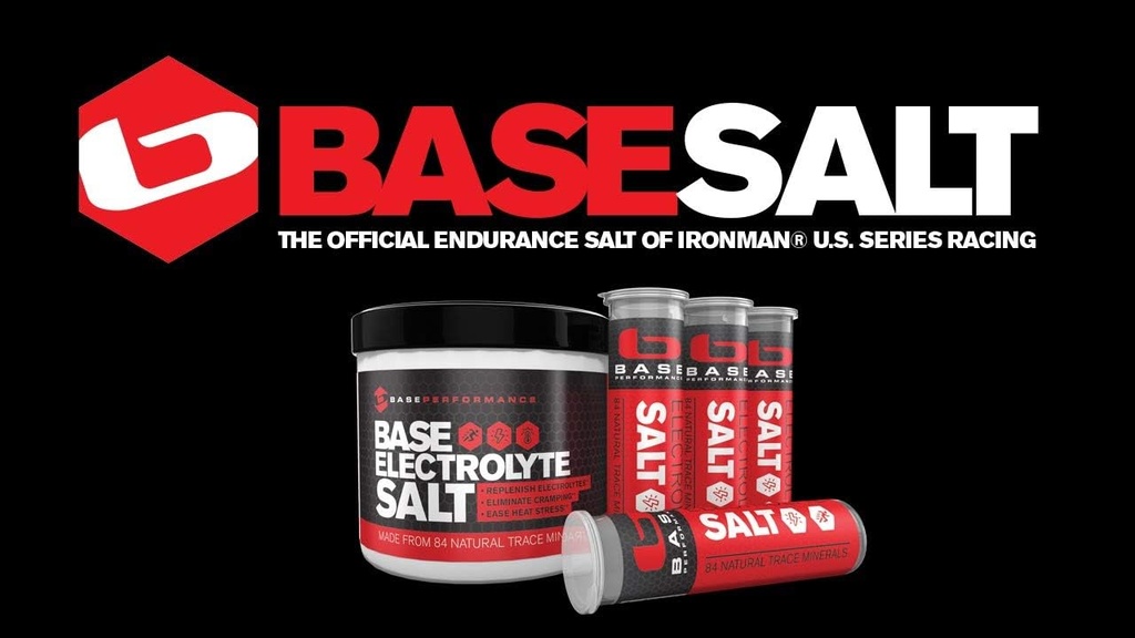 BASE Performance elektrolüütsool, 226 Servings vann 3 korduvtäidetava võistlusviaaliga.