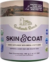 Badlands Ranch - Naha ja Coat Canine Supplement w / Omega-3 rasvhapped, Org. Koostisosad, Antioksüdant Topper, Nourish Coat & Paws, Joint, Support Shiny Coat & Healthy Skin poolt Katherine Heigl (30 Scoops)