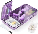 Pill Cutter Splitter väikeste või väikeste pillide jaoks. 2-in-1 Travel Pill Box & Pill Splitter - Suur mahutavus 4 Komponendid Pill Korraldaja - Eemaldatav Mittelibisev V-kujuline Pad. Mähkige ümber plaadikaitse (Purple)